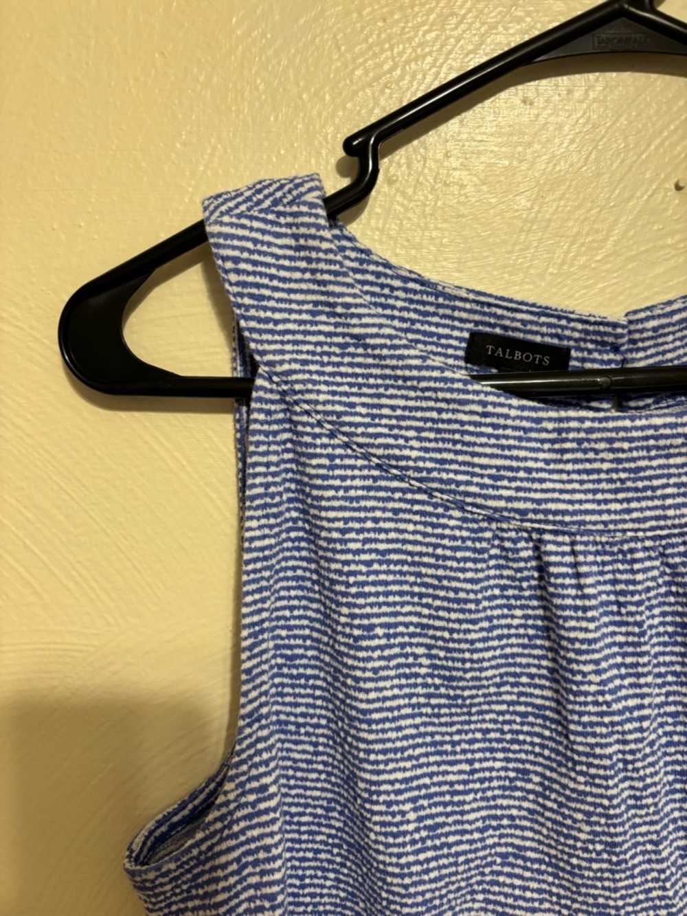Talbots Blue White Striped Sleeveless Top Size Medium Knit Tank - Picture 6 of 8